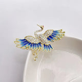 New Cute Vivid Flying Bird Brooch Ladies  Animal Hummingbird Phoenix Pigeon Crane Flamingo Pin Buckle Party Leisure