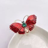 New Cute Vivid Flying Bird Brooch Ladies  Animal Hummingbird Phoenix Pigeon Crane Flamingo Pin Buckle Party Leisure
