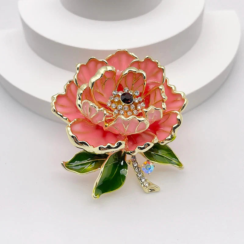 New Cute Vivid Flying Bird Brooch Ladies  Animal Hummingbird Phoenix Pigeon Crane Flamingo Pin Buckle Party Leisure