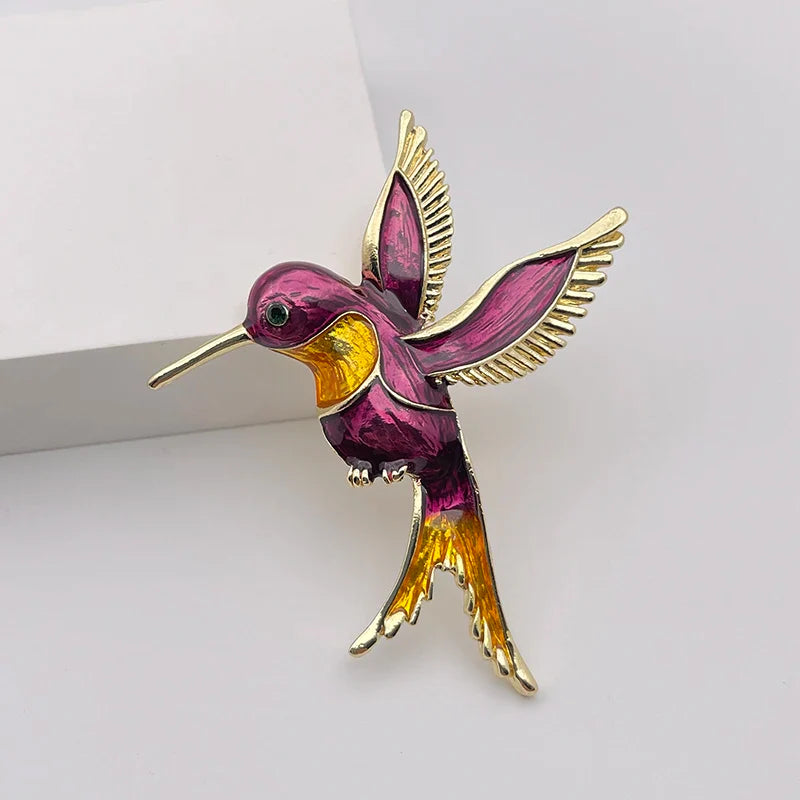 New Cute Vivid Flying Bird Brooch Ladies  Animal Hummingbird Phoenix Pigeon Crane Flamingo Pin Buckle Party Leisure